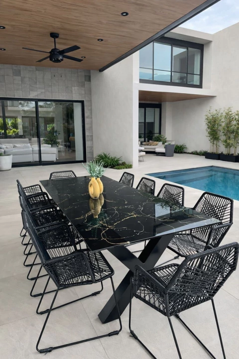 Comedor Invictus Rectangular